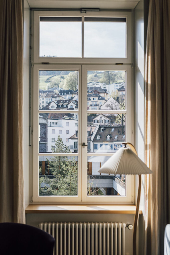 C1A4135Raumreaktion Innenarchitektur bildung kantonsschule 012.jpg