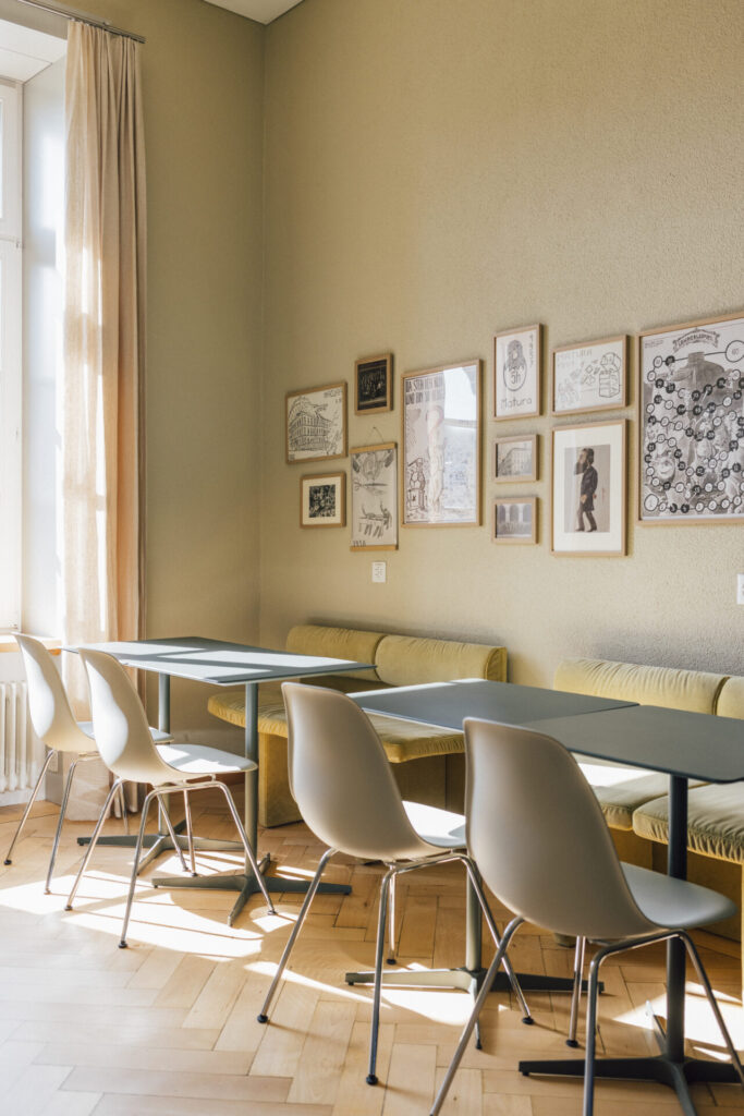 Raumreaktion Innenarchitektur Bildung Kantonsschule